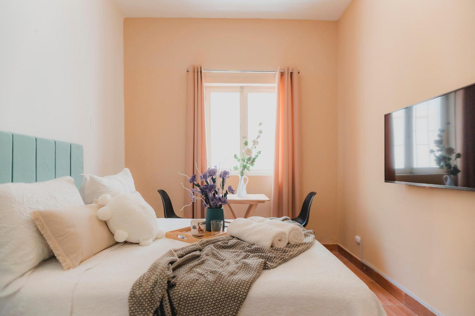 Miraflores Private Rooms - Mystay Guesthouse - Cocina Compartida - Terraza リマ エクステリア 写真